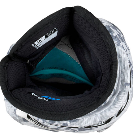 Bauer Supreme Matrix Gloves - SENIOR